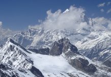 रोल्वालिङ हिमपहिरोः पाँच जनाको उद्धार, सात जना अझै बेपत्ता