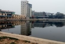 अतिक्रमणको चपेटामा दर्जन बढी पोखरी